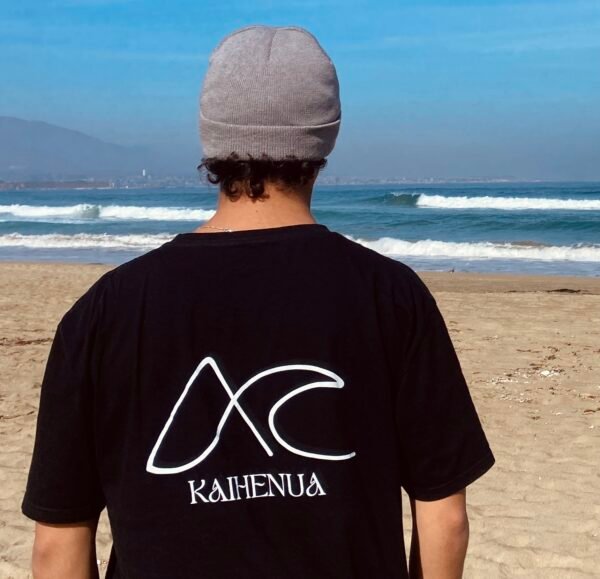 Kaihenua Black T-Shirt