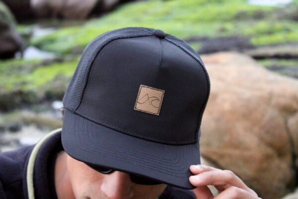 Jockey Mataveri by Kaihenua